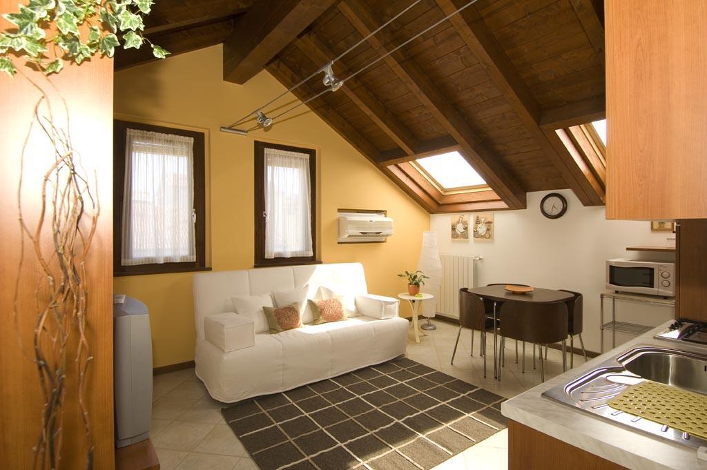 Appartamenti Villa Anna Melegnano Exterior photo