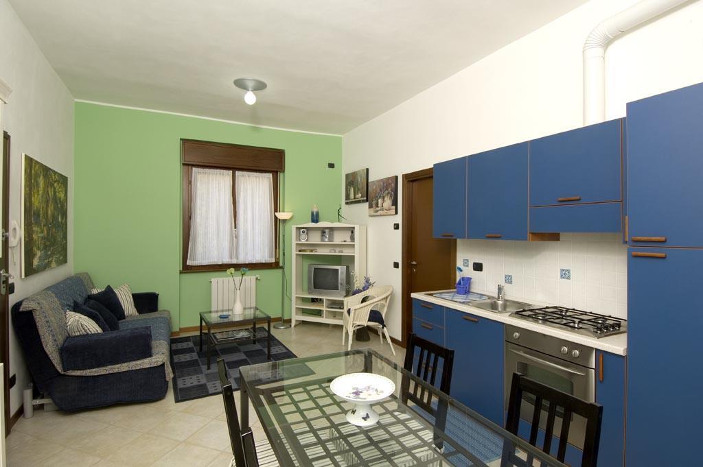 Appartamenti Villa Anna Melegnano Exterior photo